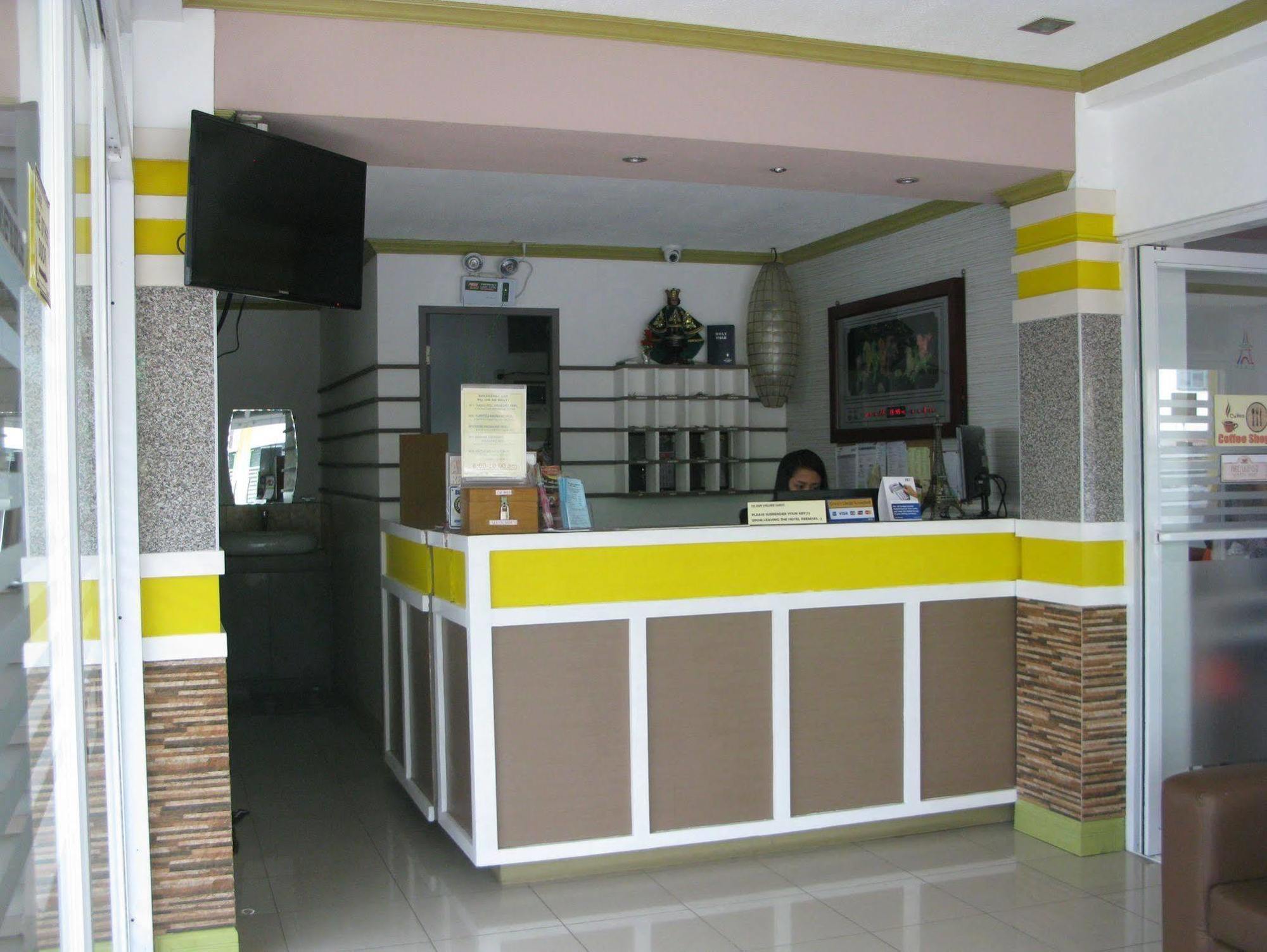 Park Avenue Residence Inn And Suites Davao City Exterior foto